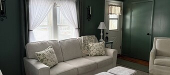 The Annex Cottage charming home in Jay