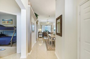 Interior - Double master bedroom pool home in Kissimmee, 4 miles to Disney, King bed, games (Kissimmee)