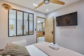3 Schlafzimmer, Bügeleisen/Bügelbrett, WLAN, Bettwäsche