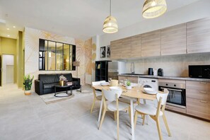 Interior - Modern flat - 1 bedroom 5 people - Montmartre (Paris)