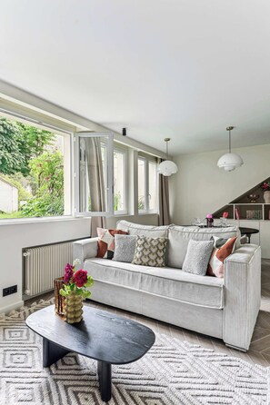 Télévision, espaces bureaux