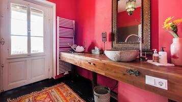 Dobbeltrom, balkong, elveutsikt | Innvendig