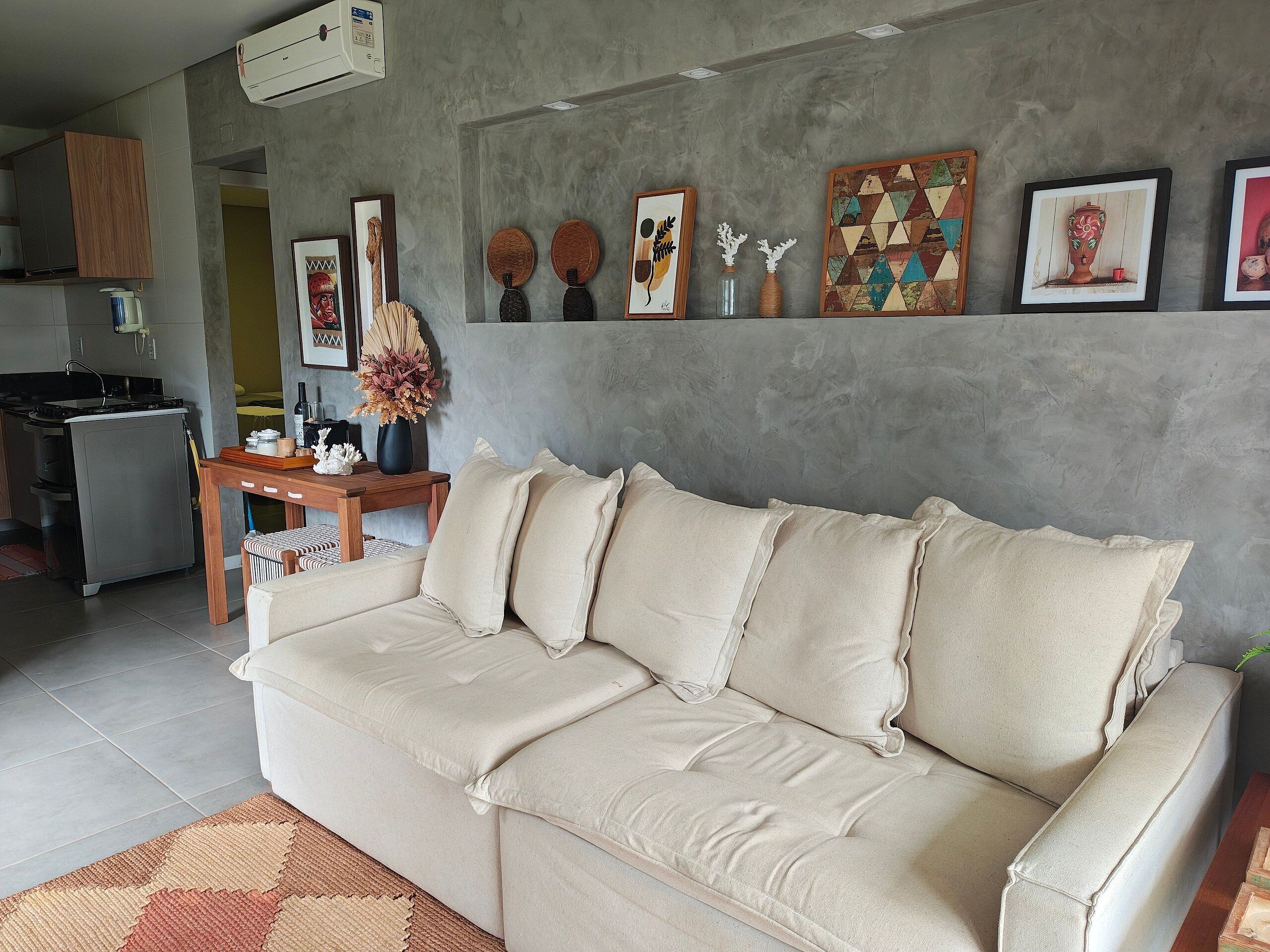 Basic-Apartment | Wohnbereich | 32-Zoll-Smart-TV mit Digitalempfang