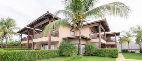 Basic Apartment | Exterior