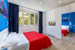 2 bedrooms, iron/ironing board - Nonna Pia's House with garden (Sorrento)