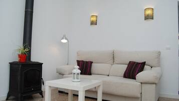 Télévision, cheminée