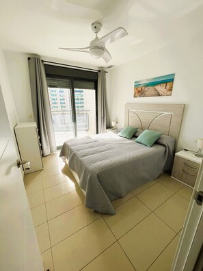 Iron/ironing board, free WiFi, bed sheets - A1137 - Excellent flat near the beach in a residential area with all amenities (Villajoyosa)