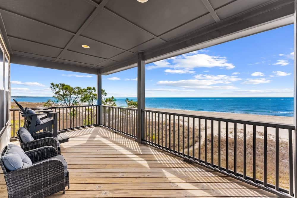 Pet Friendly Beach House - Seminole Wind