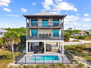 Exterior - Pet Friendly Beach House - Seminole Wind (Port St. Joe)