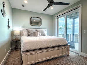 Laptop workspace, iron/ironing board, free WiFi - Pet Friendly Beach House - Seminole Wind (Port St. Joe)