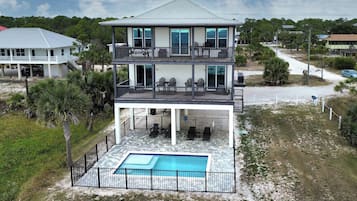 บริเวณภายนอก