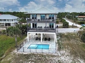 Exterior - Pet Friendly Beach House - Seminole Wind (Port St. Joe)