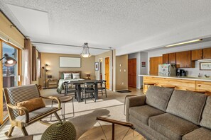 Interior - Cute, cozy studio at Storm Meadows~Ski In, Walk Out! (Steamboat Springs)