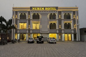 Exterior - Nurem Hotel & Resort (Lalru)