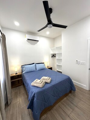 2 dormitorios, tabla de planchar con plancha, wifi y ropa de cama