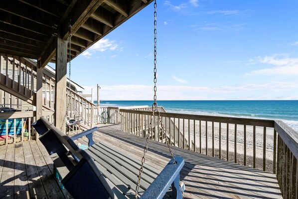 Property grounds - Beach Mountain #211 - 4 BR Oceanfront Surf City Townhome (Surf City)