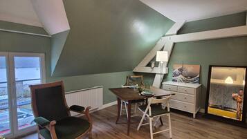 Apartment | Tempat makan