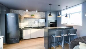 Suite | Interior