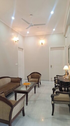Ratan vilas homestay