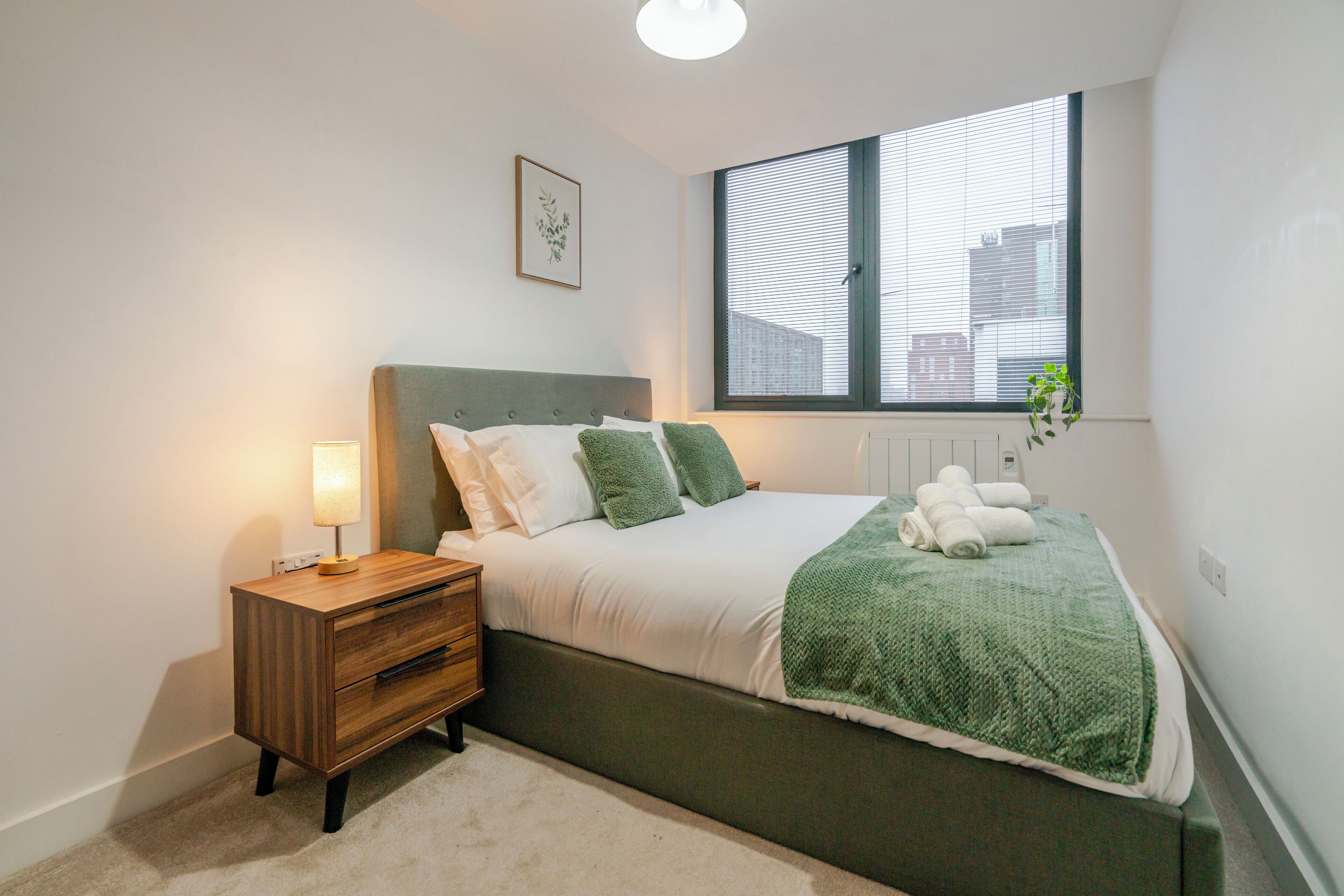 2 chambres, fer et planche à repasser, accès Internet, draps fournis