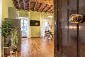 Interior - Giada   Charming Apartment at the Imperial Forums (ROMA)
