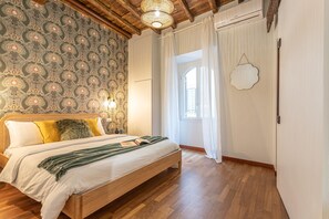 2 bedrooms, WiFi - Giada   Charming Apartment at the Imperial Forums (ROMA)