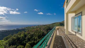 Casa adosada Deluxe, vistas a la montaña | Jardines del alojamiento