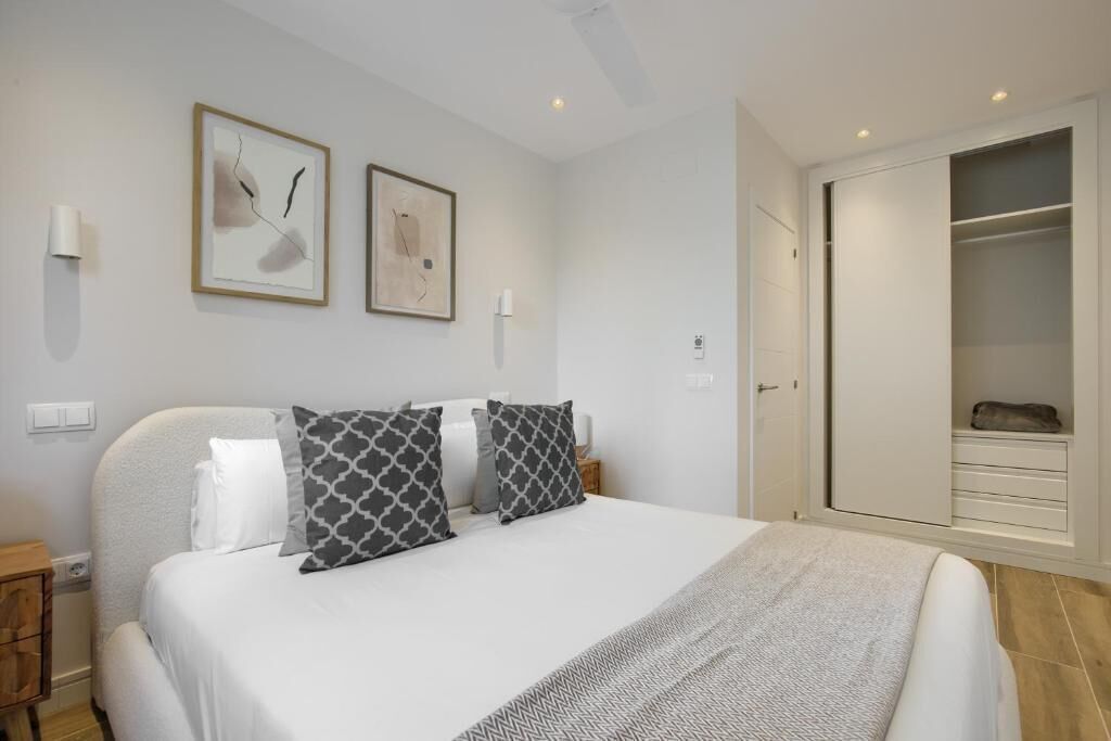 Tabla de planchar con plancha y wifi gratis 