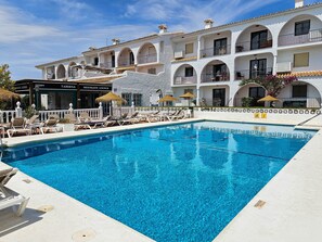 Pool - Apartment in Las Farolas, close to beach (Mijas)