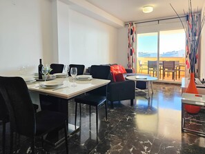 Dining - Two Bedroom Apartment to rent in Carvajal (Fuengirola)