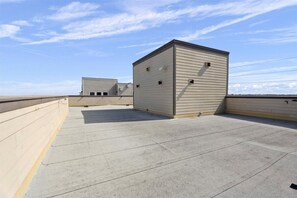 Property grounds - Oceanfront 4BR Beach House in South Ponte Vedra Beach with Direct Beach Access (South Ponte Vedra Beach)