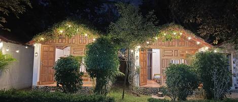 Standard Studio, Courtyard View | Exterior