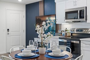 Fridge, microwave, oven, stovetop - Coastal King Bed Villa, Steps from Beach, Parking! (San Diego)
