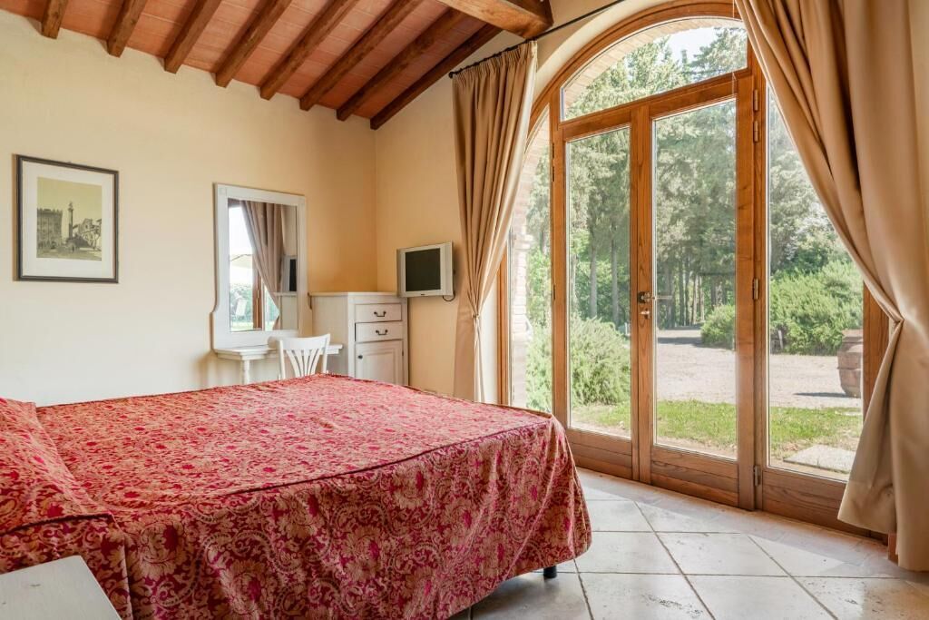 Apartment (CERRETO DI CASTRO) | Free WiFi