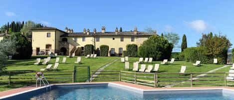 Seasonal outdoor pool