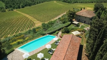 Piscine extérieure (ouverte en saison)