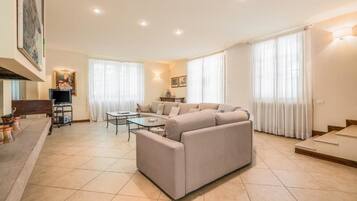 Leilighet (VILLA INTERA) | Oppholdsområde