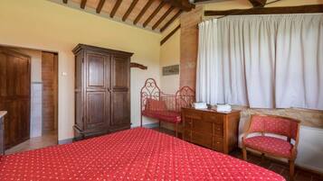 Apartment (COIANO) | Free WiFi