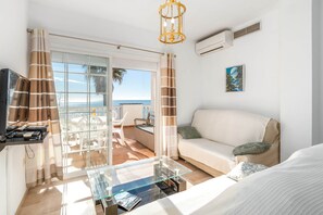 Living area - Arkadia Beach apartment (Mijas)
