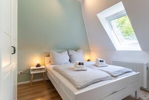2 bedrooms, travel cot, free WiFi - Ferienwohnung mit Balkon in St.Peter-Ording (St Peter-Ording)