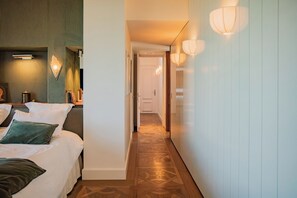 Premium bedding, memory-foam beds, free WiFi - MAISON DOMINOS Villa Pâquerette avec Piscine, Marseille (Marseille)