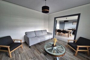 Smart TV - Terraced Country House near Sea (Plurien)