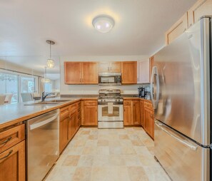 Townhome, Multiple Beds, Patio, Golf View (Meadow Lake Townhouse) | Private kitchen - Meadow Lake Townhouse (Columbia Falls)
