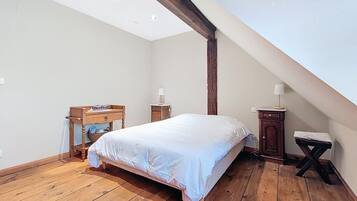 1 chambre, Wi-Fi gratuit, draps fournis