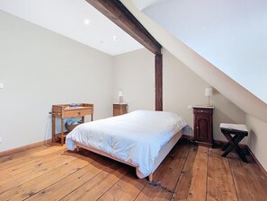 1 chambre, Wi-Fi gratuit, draps fournis