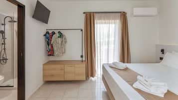 Studio | Iron/ironing board, free WiFi, bed sheets
