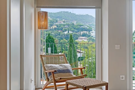 Escritorio y wifi gratis . L'Hostalet de Cabrils