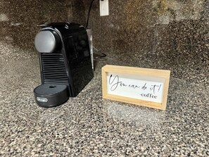 Kaffe og/eller kaffemaskin