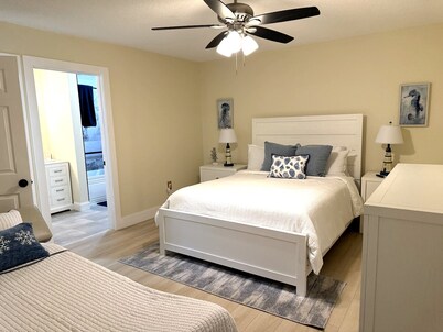 E&A SouthWest Miami Rentals - Breeze Studio