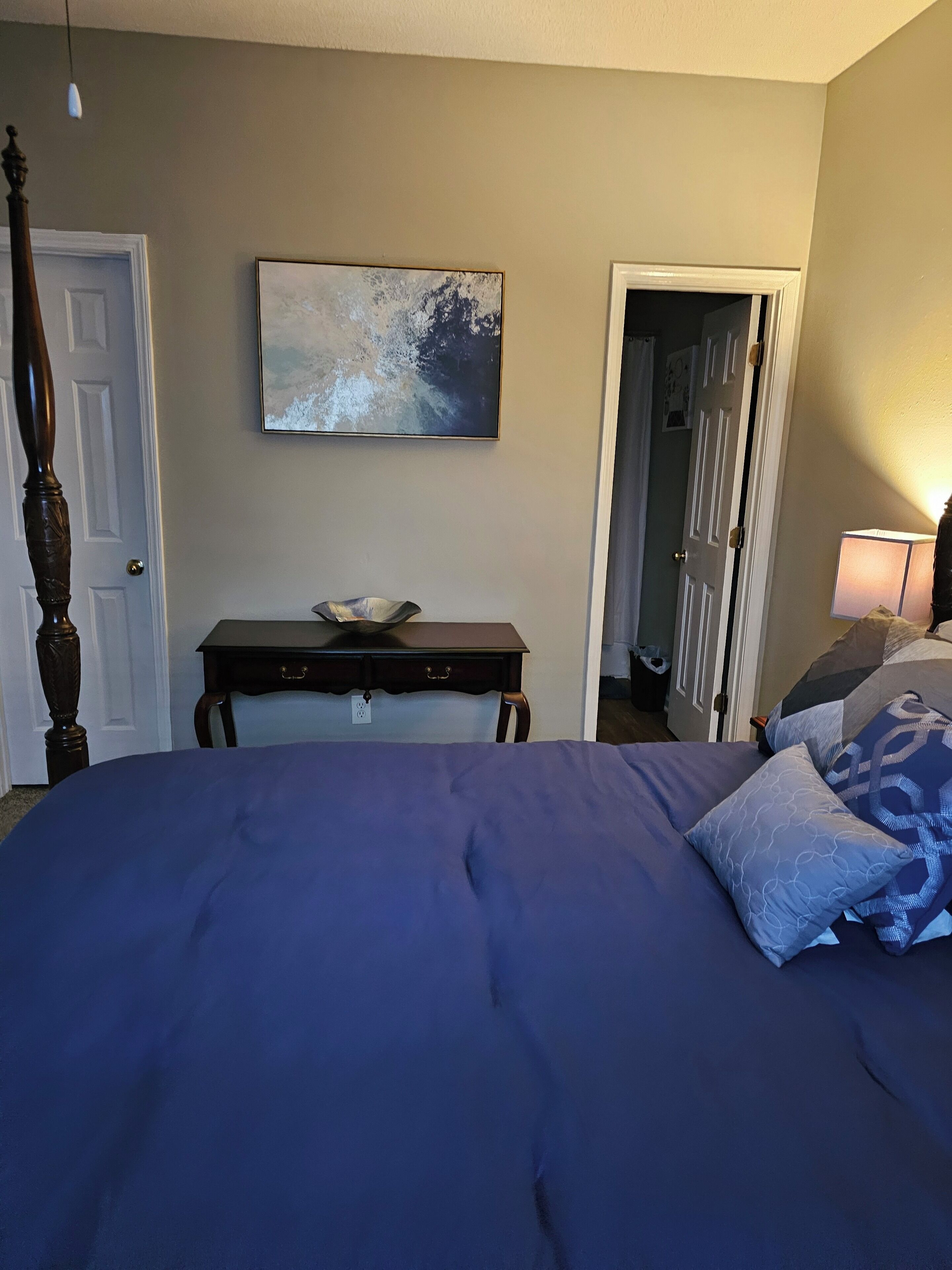 3 habitaciones, tabla de planchar con plancha y wifi gratis 